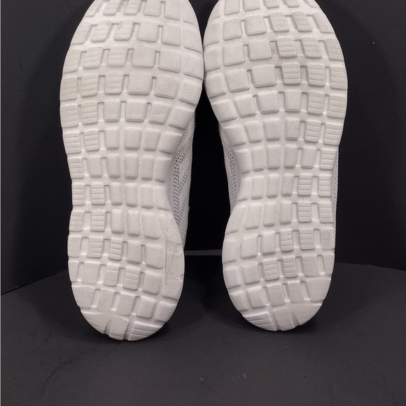 Adidas White Sneakers size 9.5 pre
Owned good condition - Picture 5 of 8